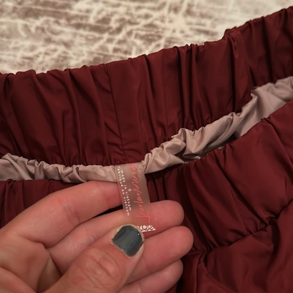 Free people movement shorts - Picture 2 of 3